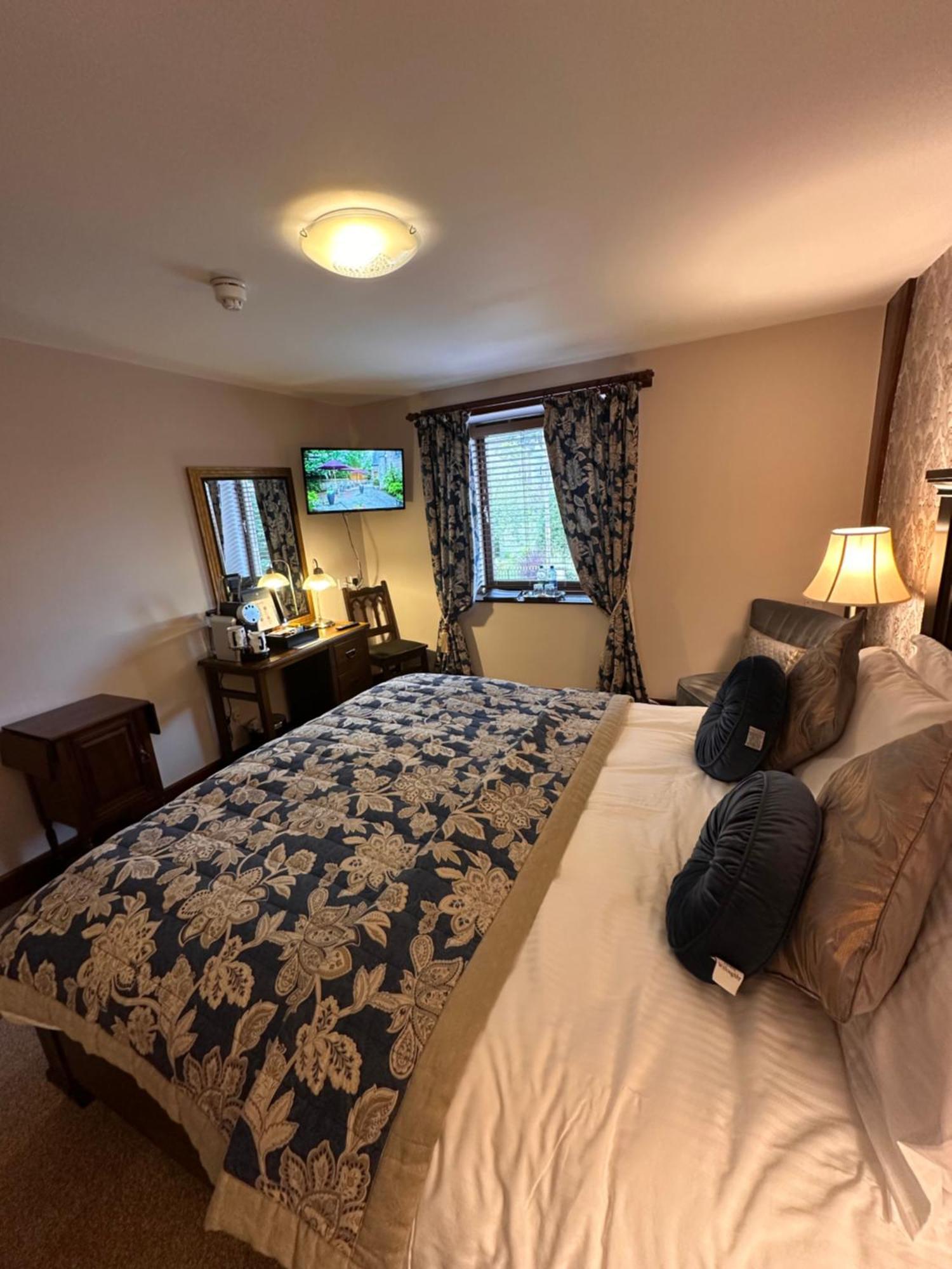 The Auld Kirk Bed and Breakfast Ballater Eksteriør billede